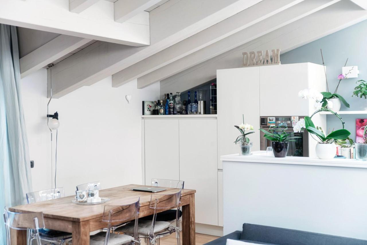Апартаменты Joivy Isotta'S House With 2 Cosy Balconies Комо Экстерьер фото